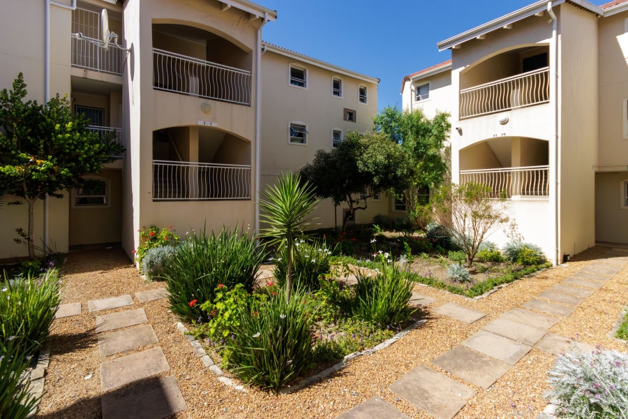 2 Bedroom Property for Sale in Gordons Bay Central Western Cape